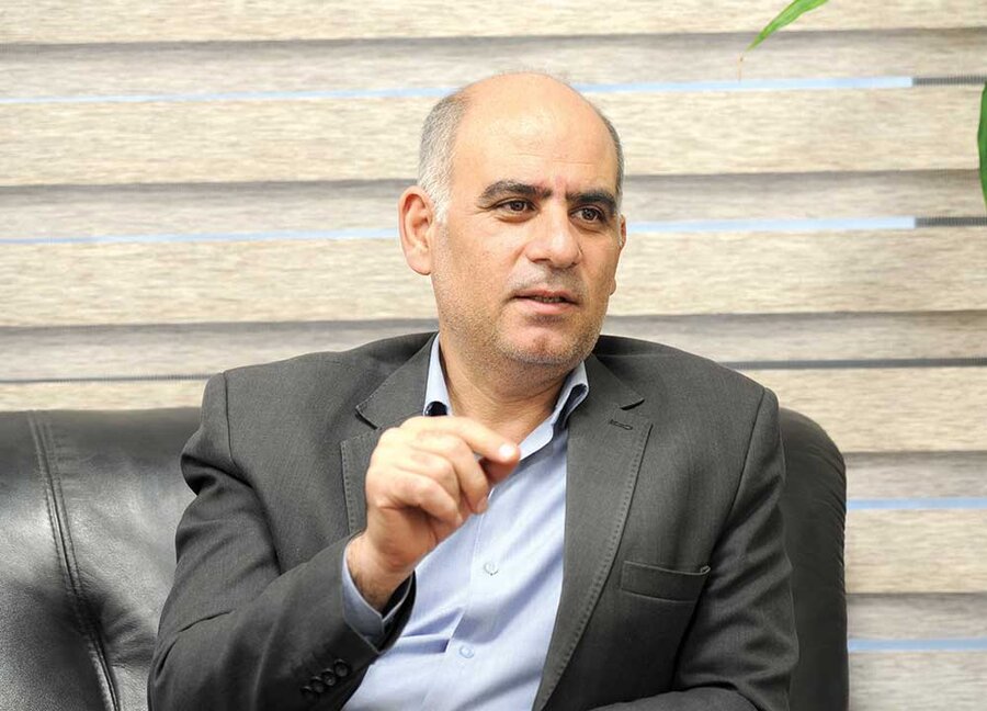 دوری از هیجان/ تمرکز بر تحلیل بنیادی